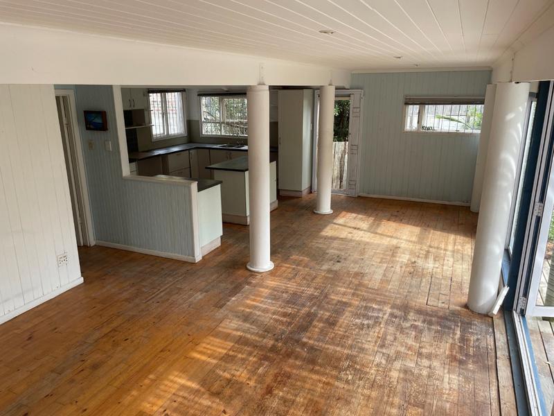 To Let 5 Bedroom Property for Rent in Kommetjie Western Cape